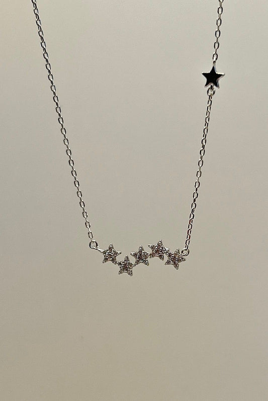 Halsband