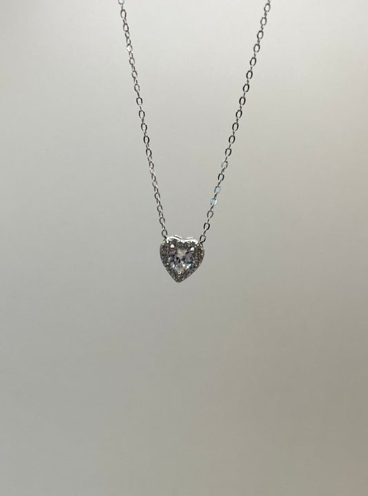 Halsband